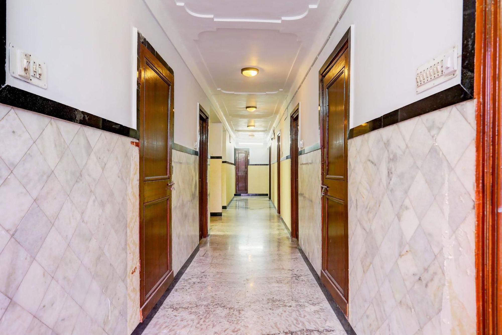 Super Collection O Lake Palace Road Udajpur Zewnętrze zdjęcie