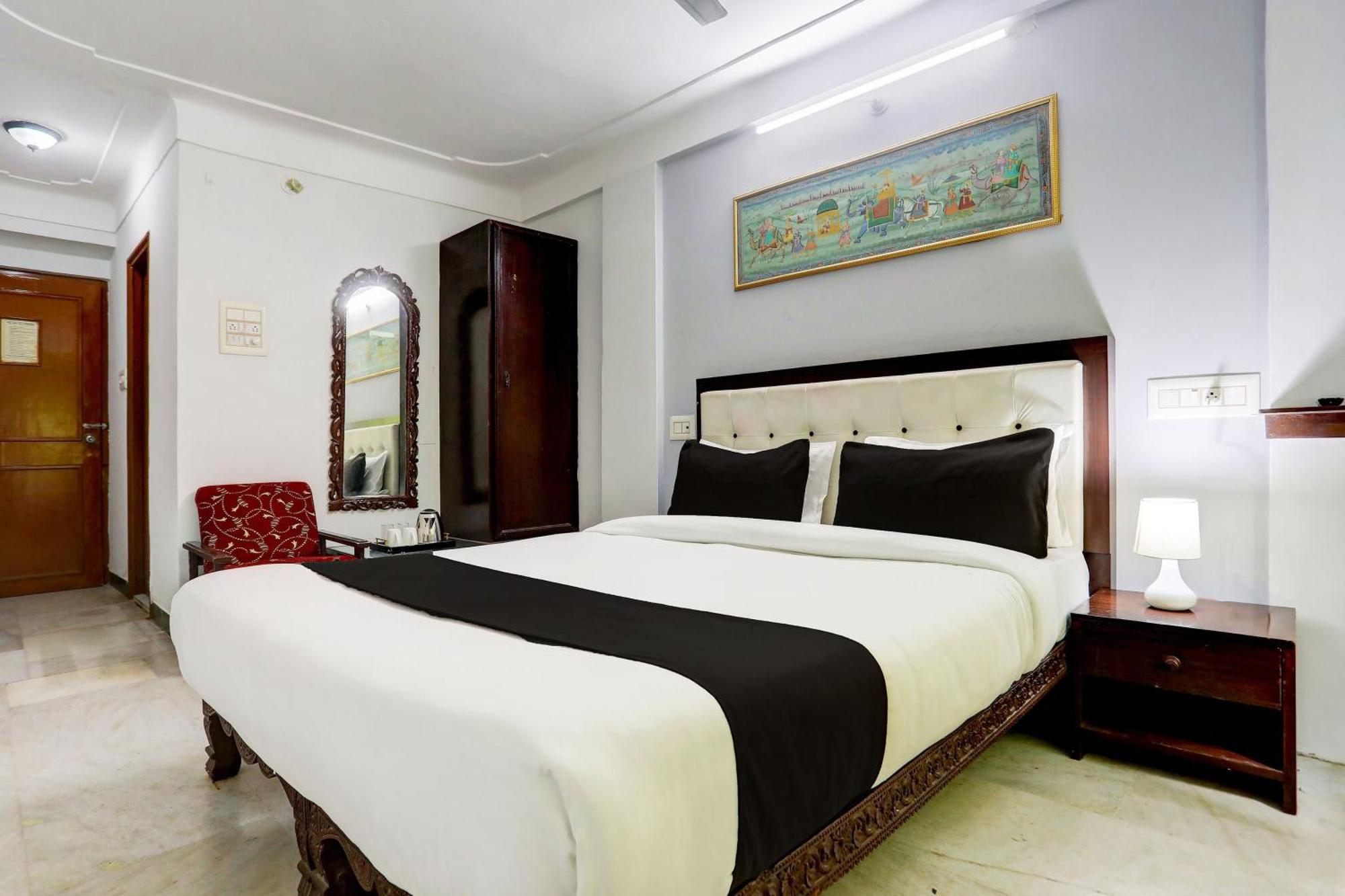 Super Collection O Lake Palace Road Udajpur Zewnętrze zdjęcie